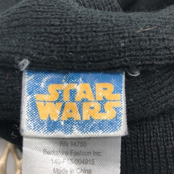 Lot of Two Star Wars Knitted Beanies - Picture 5 of 7
